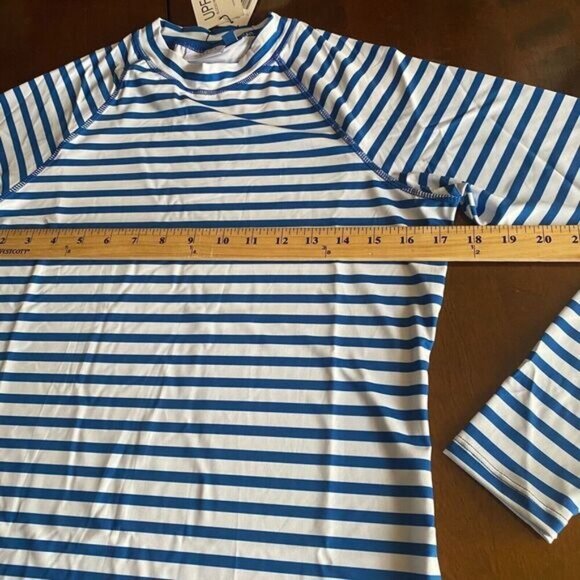 Cabana Life Women’s Striped  UPF 50+ Long Sleeve Shirt swim pool sports Sz M New - Picture 6 of 13